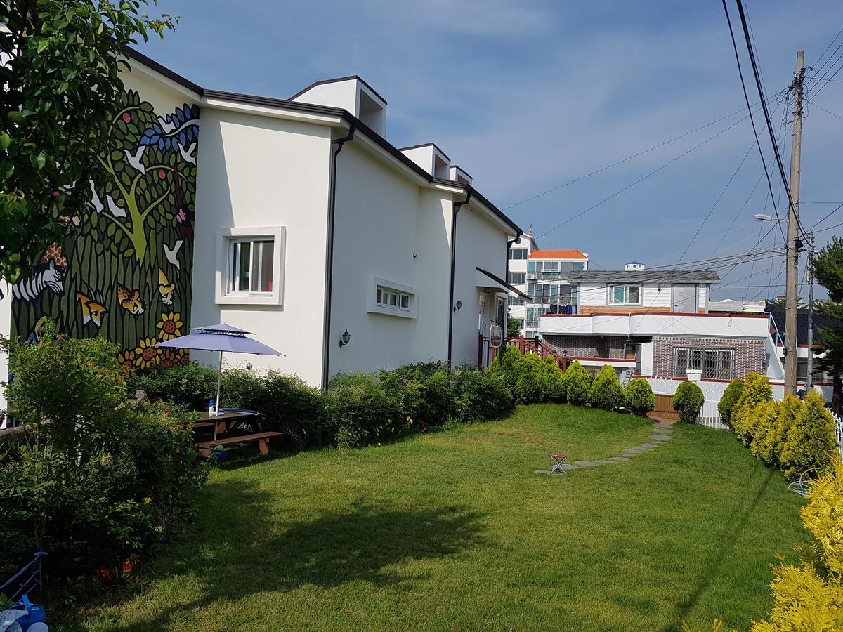 Tongyeong One Guesthouse Exterior photo